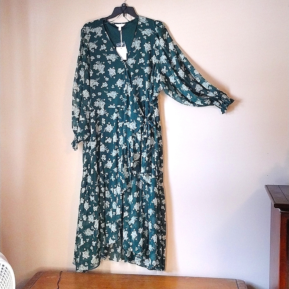 4X Lauren Conrad dress floral midi wrap dress